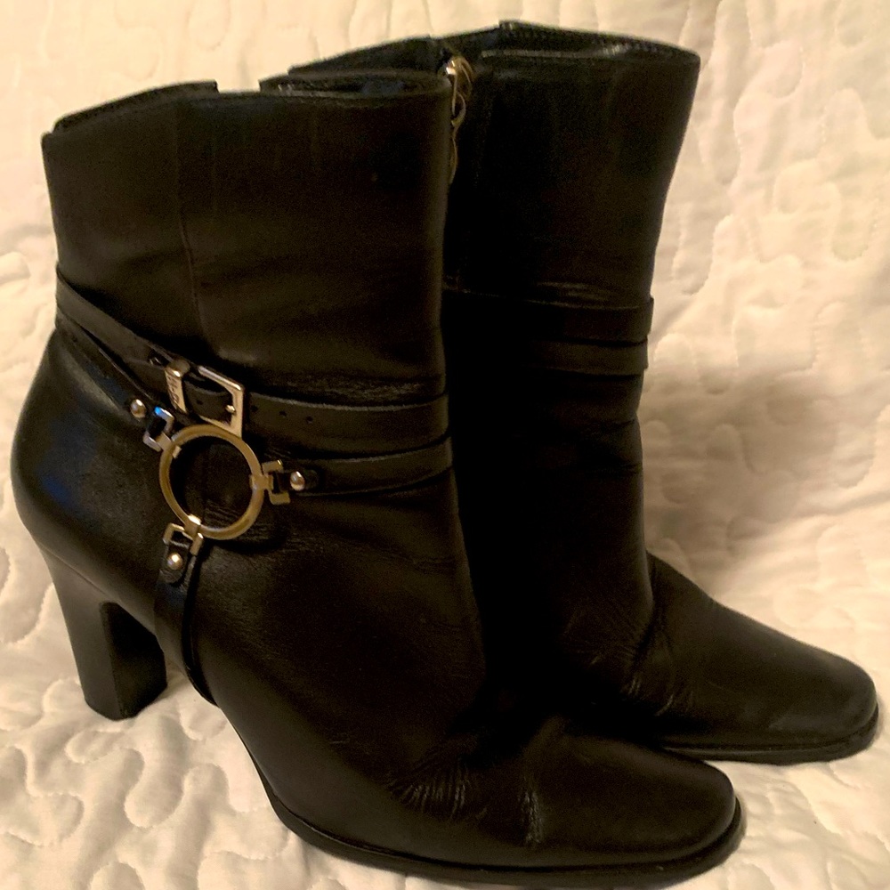 Size 7 Ladies Harley Davison boots
